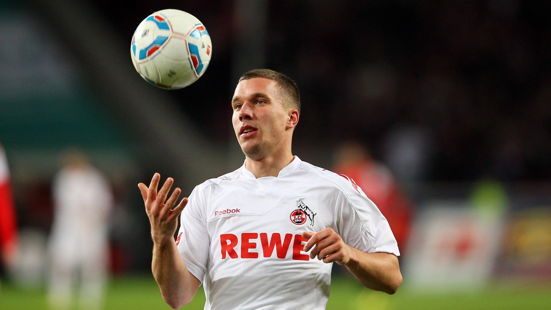 九游游戏中心官网-青年球员文化课与训练同步培养文武双全人才